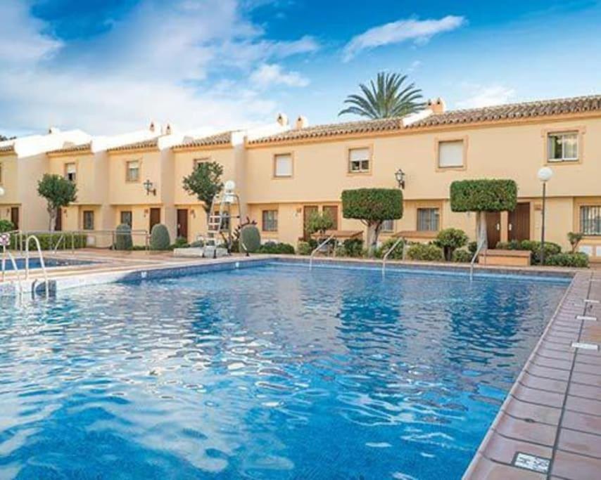 Apartamento Marina Del Sol 121 푸엔히롤라 외부 사진